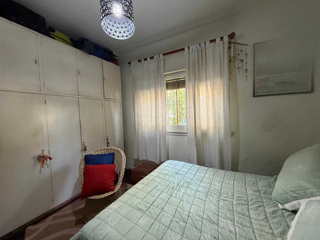 aparopropiedades - Casa en Quilmes Oeste a la venta