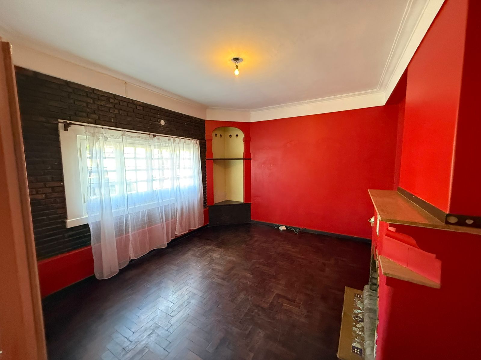 aparopropiedades - Casa en zona Residencial de Quilmes a la venta
