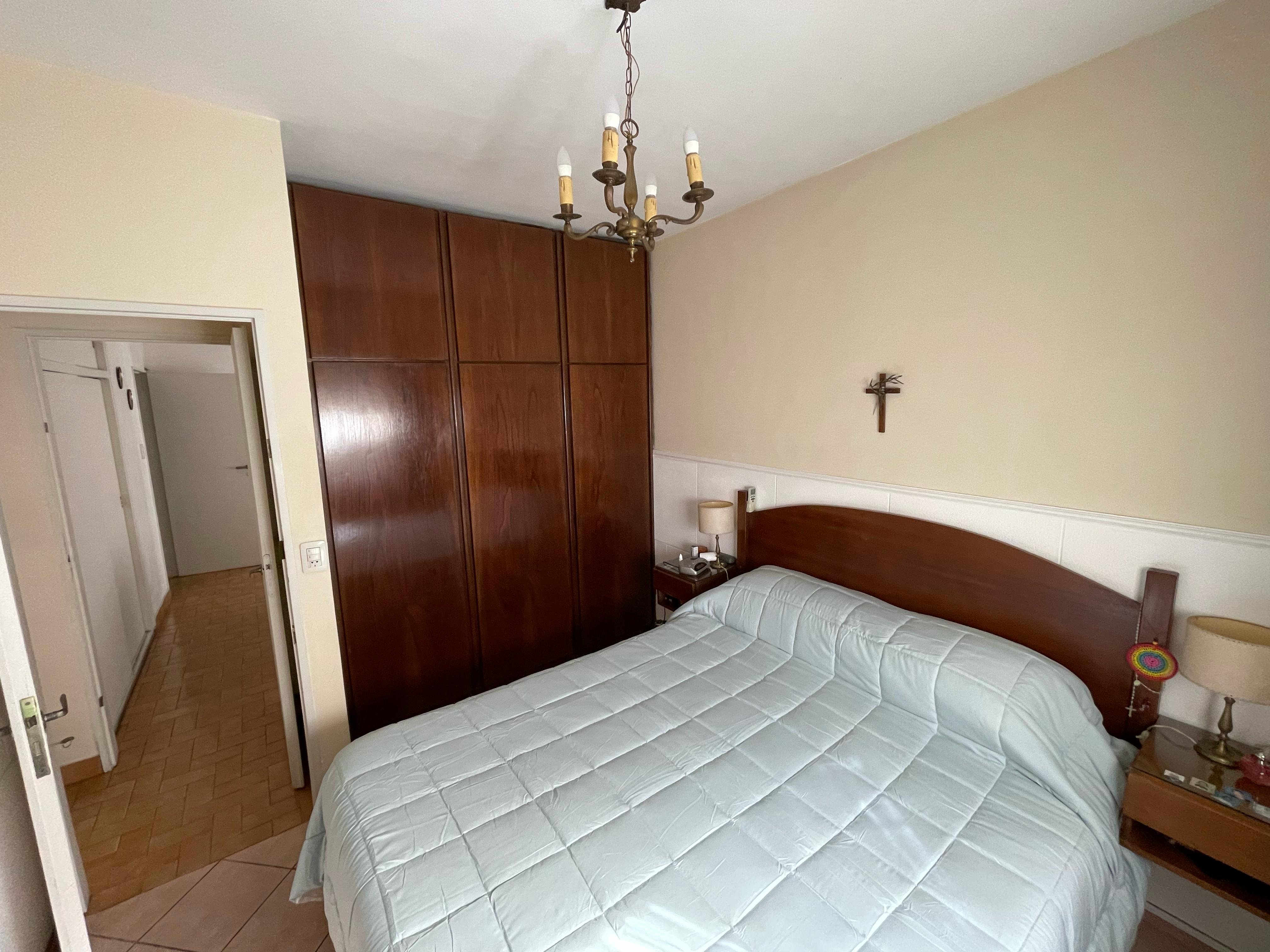 aparopropiedades - Chalet en Quilmes Oeste a la Venta