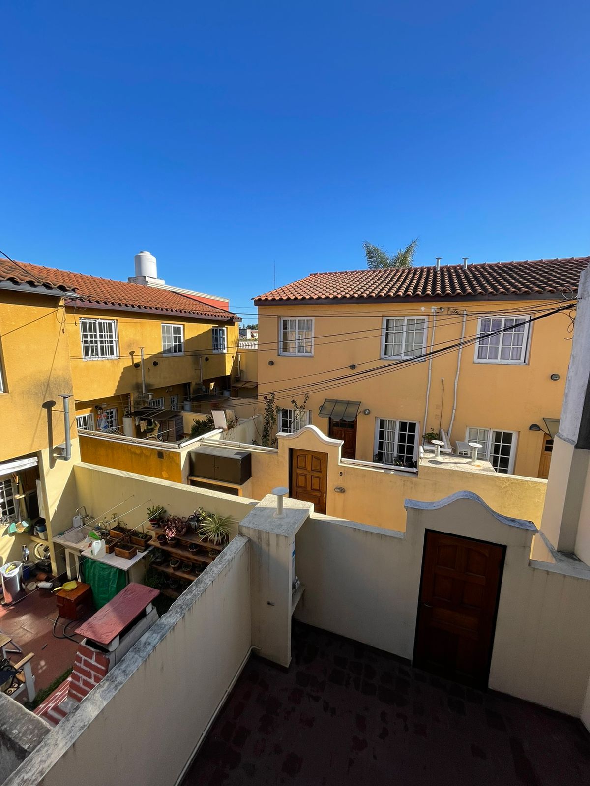 aparopropiedades - Departamento de 3 ambientes en Bernal Oeste