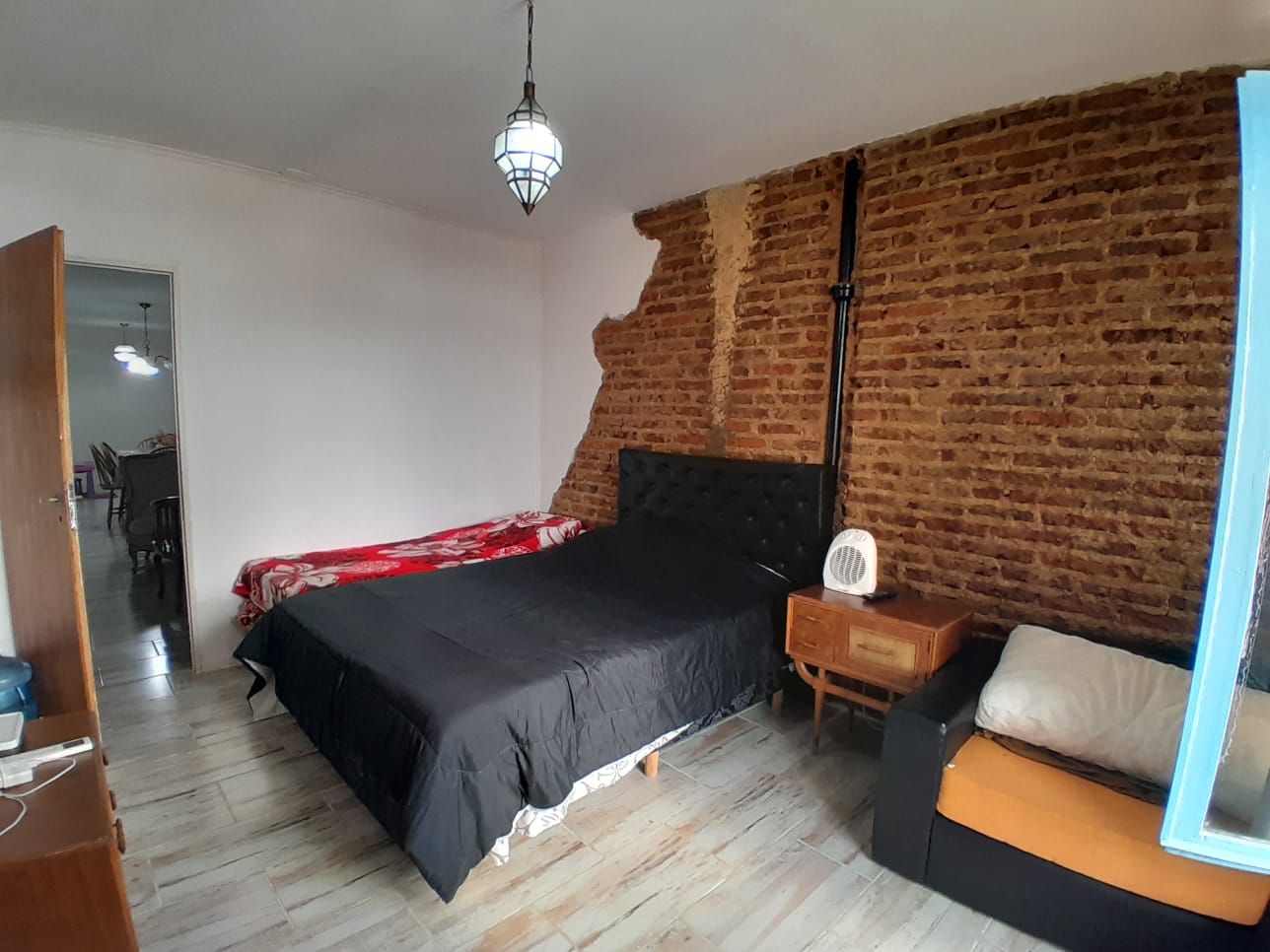 aparopropiedades - Departamento de 2 ambientes sobre la Peatonal Rivadavia