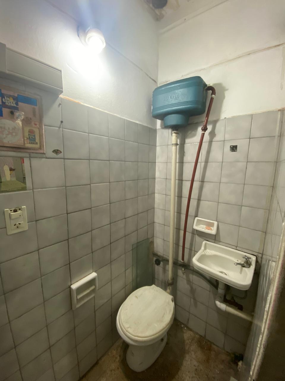 aparopropiedades - Local comercial a la venta en excelente ubicación
