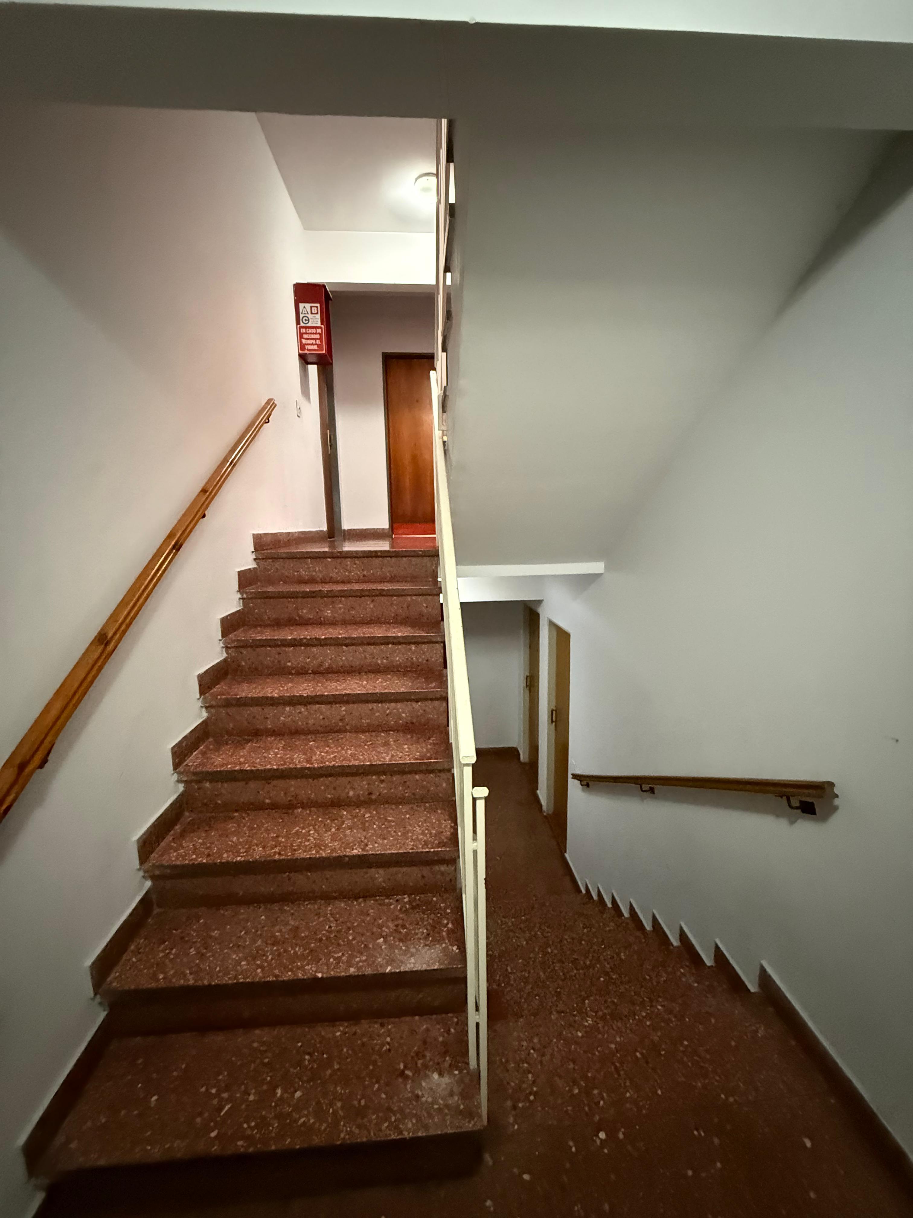 aparopropiedades - Departamento de 3 ambientes en Quilmes centro