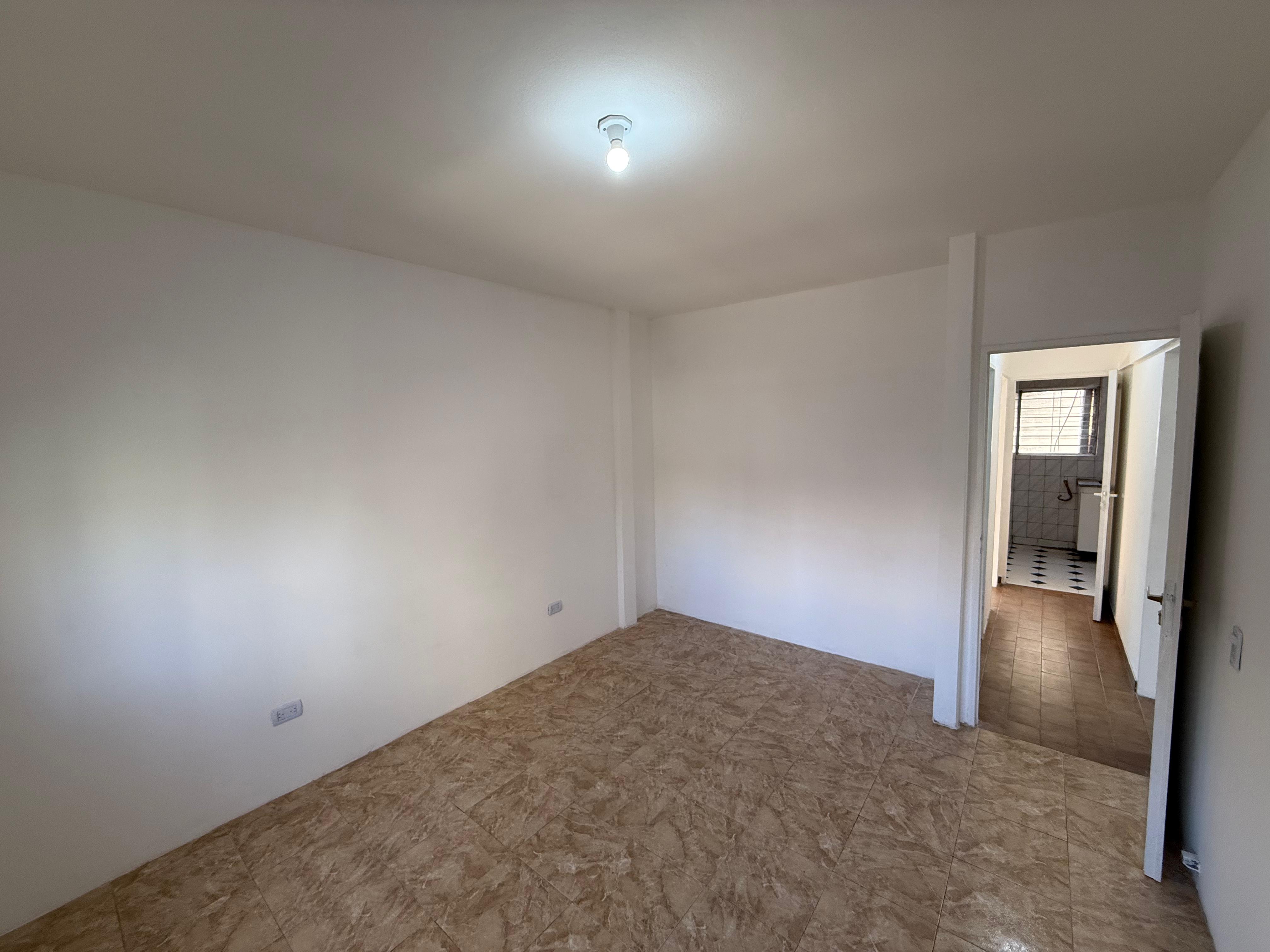 aparopropiedades - Departamento de 3 ambientes en Quilmes centro
