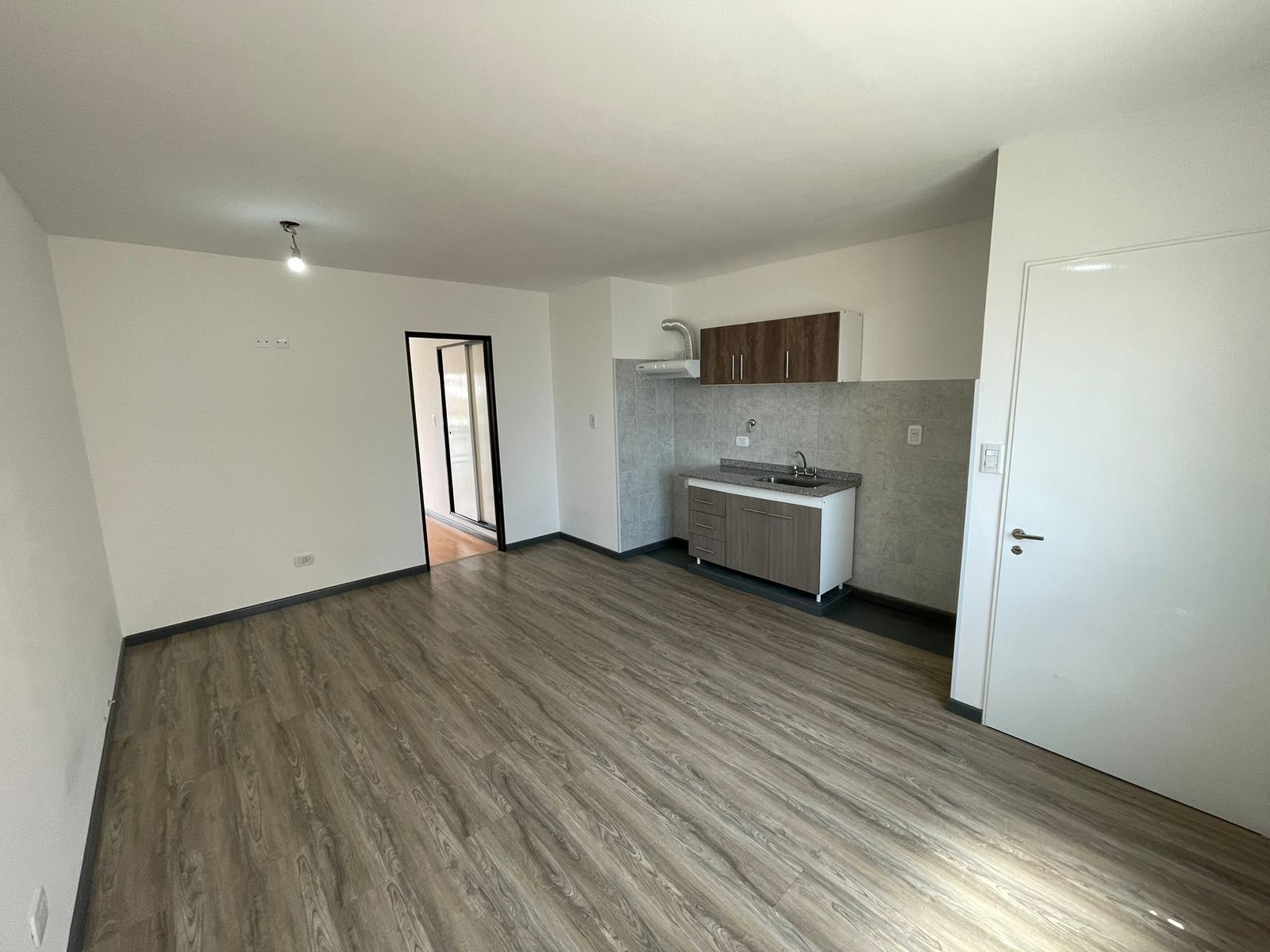 aparopropiedades - Departamento de 2 ambientes en Bernal