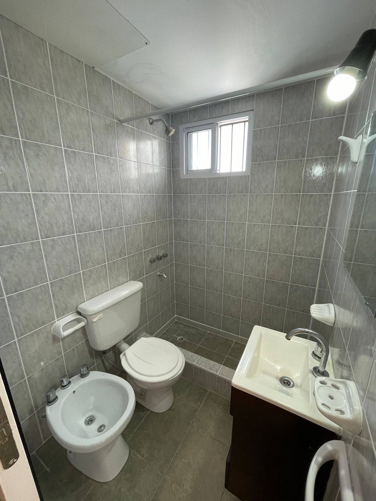 aparopropiedades - Departamento de 2 ambientes en Bernal
