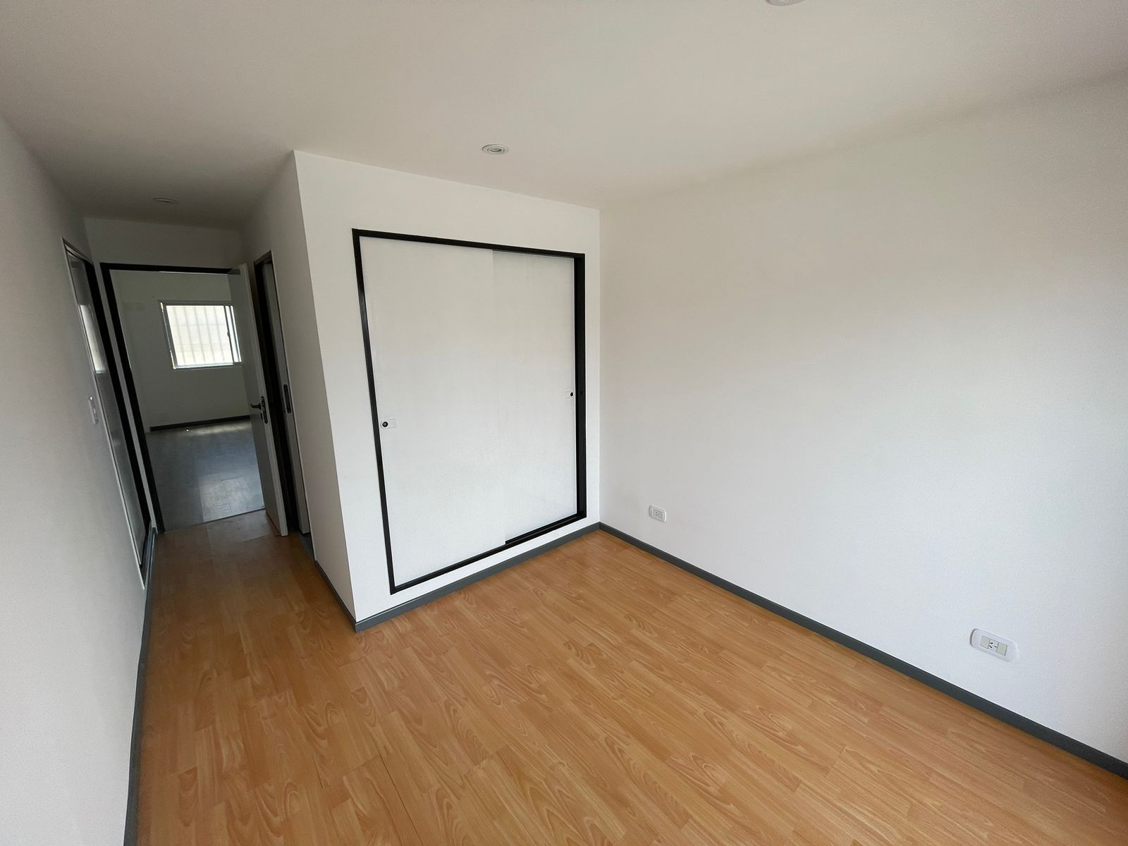aparopropiedades - Departamento de 2 ambientes en Bernal
