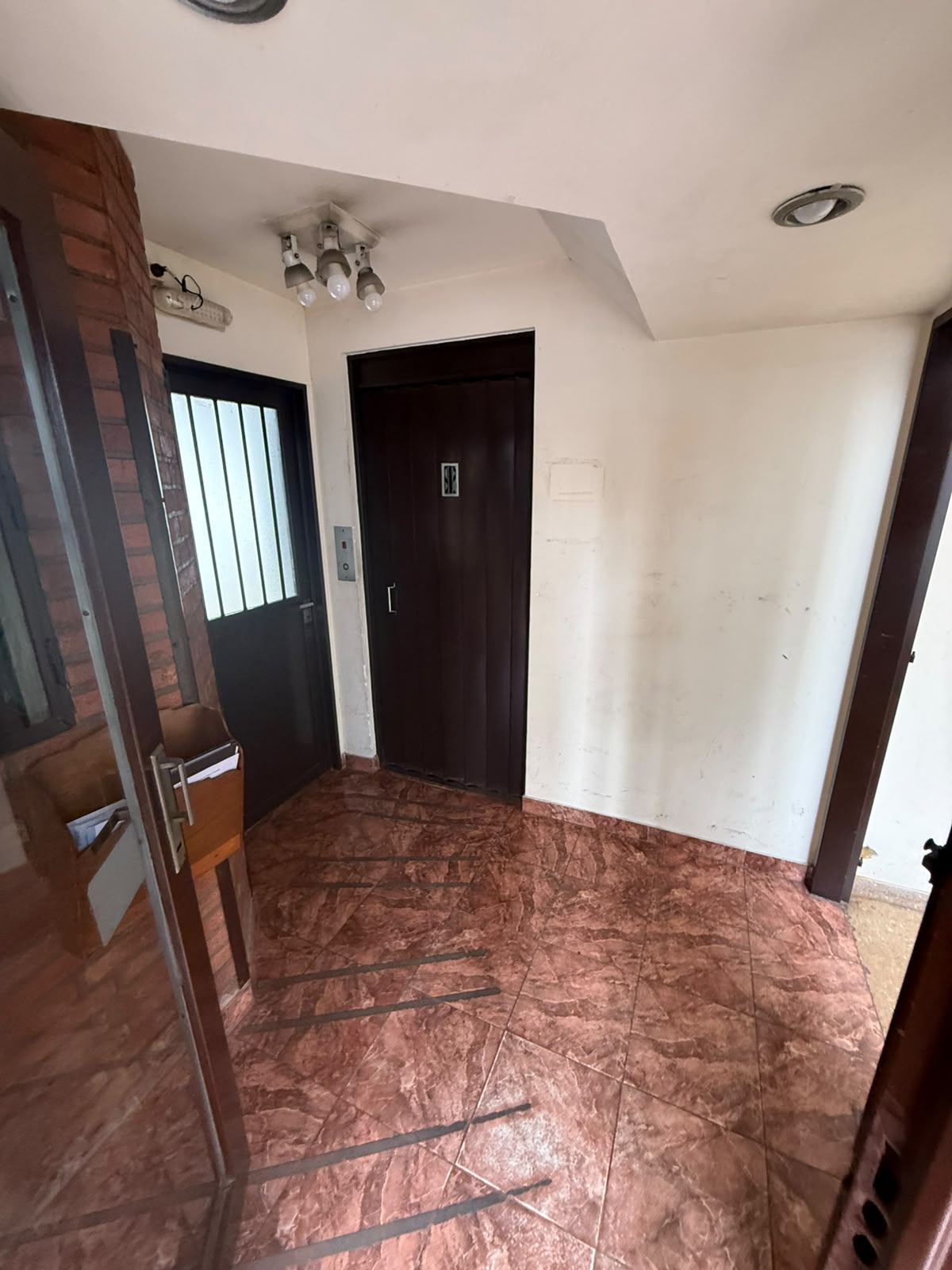 aparopropiedades - Departamento de 2 ambientes con cochera en Quilmes