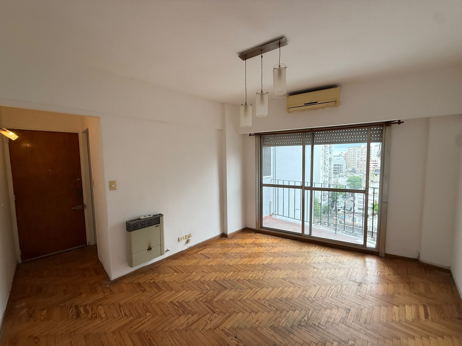 aparopropiedades - Departamento de 3 ambientes en Quilmes centro